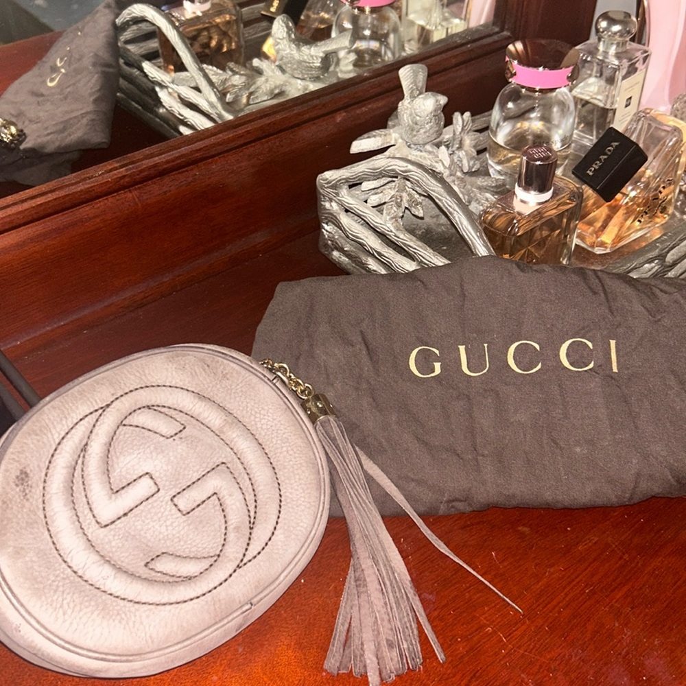 Gucci suede marmont